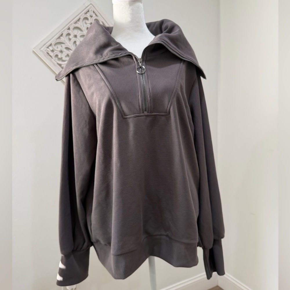Efan Size LWomen's Gray Sweater with Zipper
